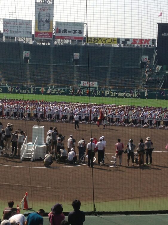 甲子園での「優勝旗」調査【喜びの旗】